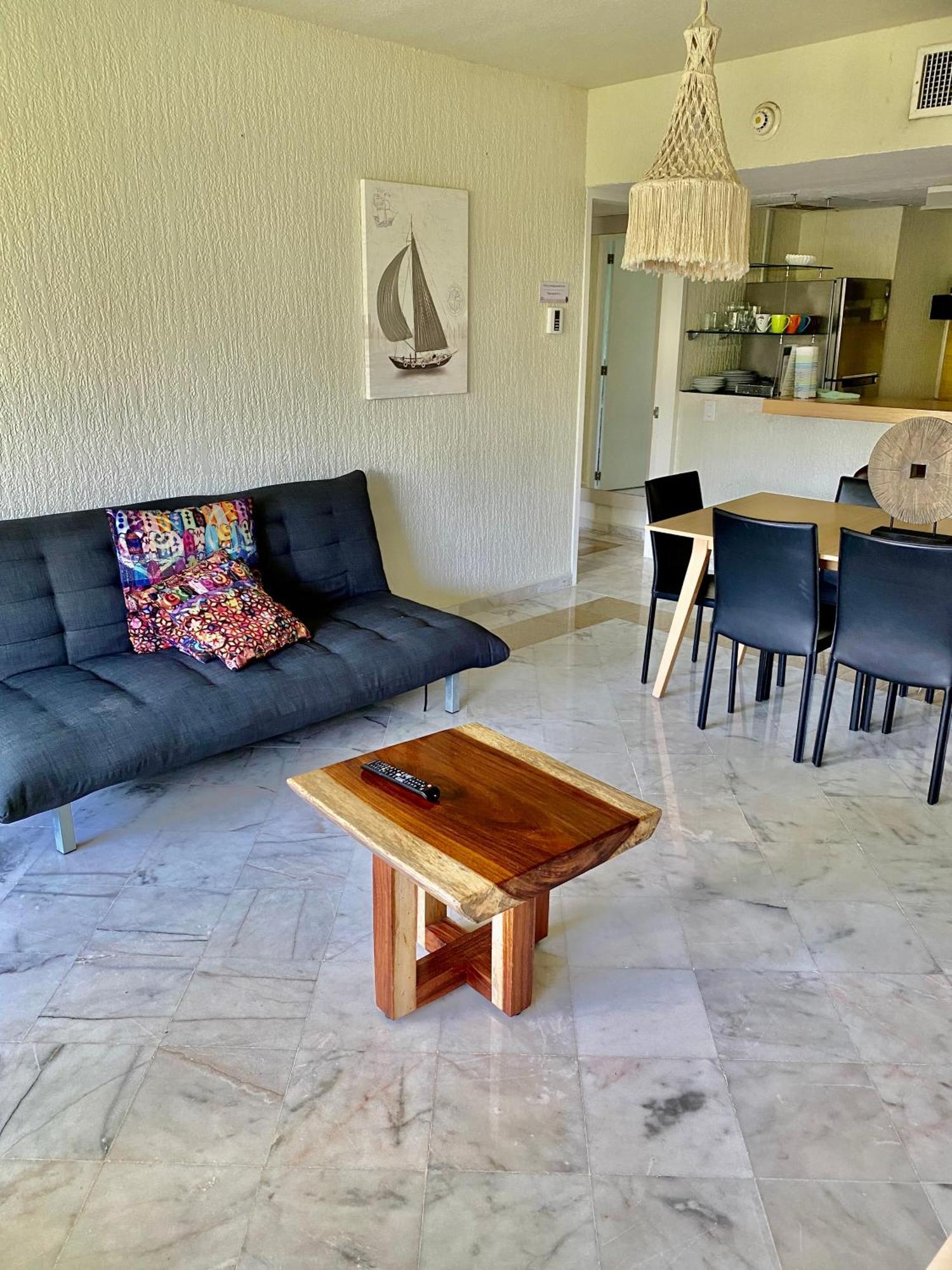 Condo In Ocean Front Resort Κανκούν Δωμάτιο φωτογραφία