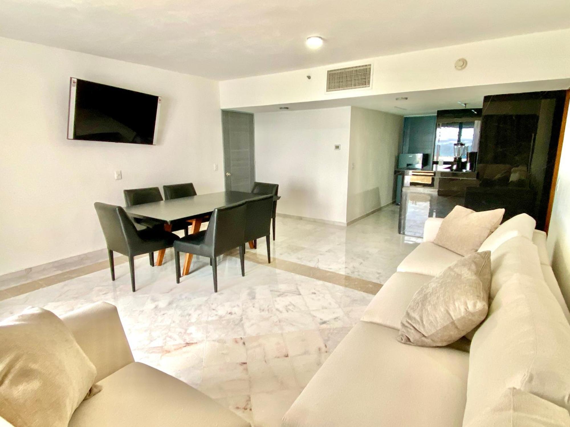 Condo In Ocean Front Resort Κανκούν Δωμάτιο φωτογραφία