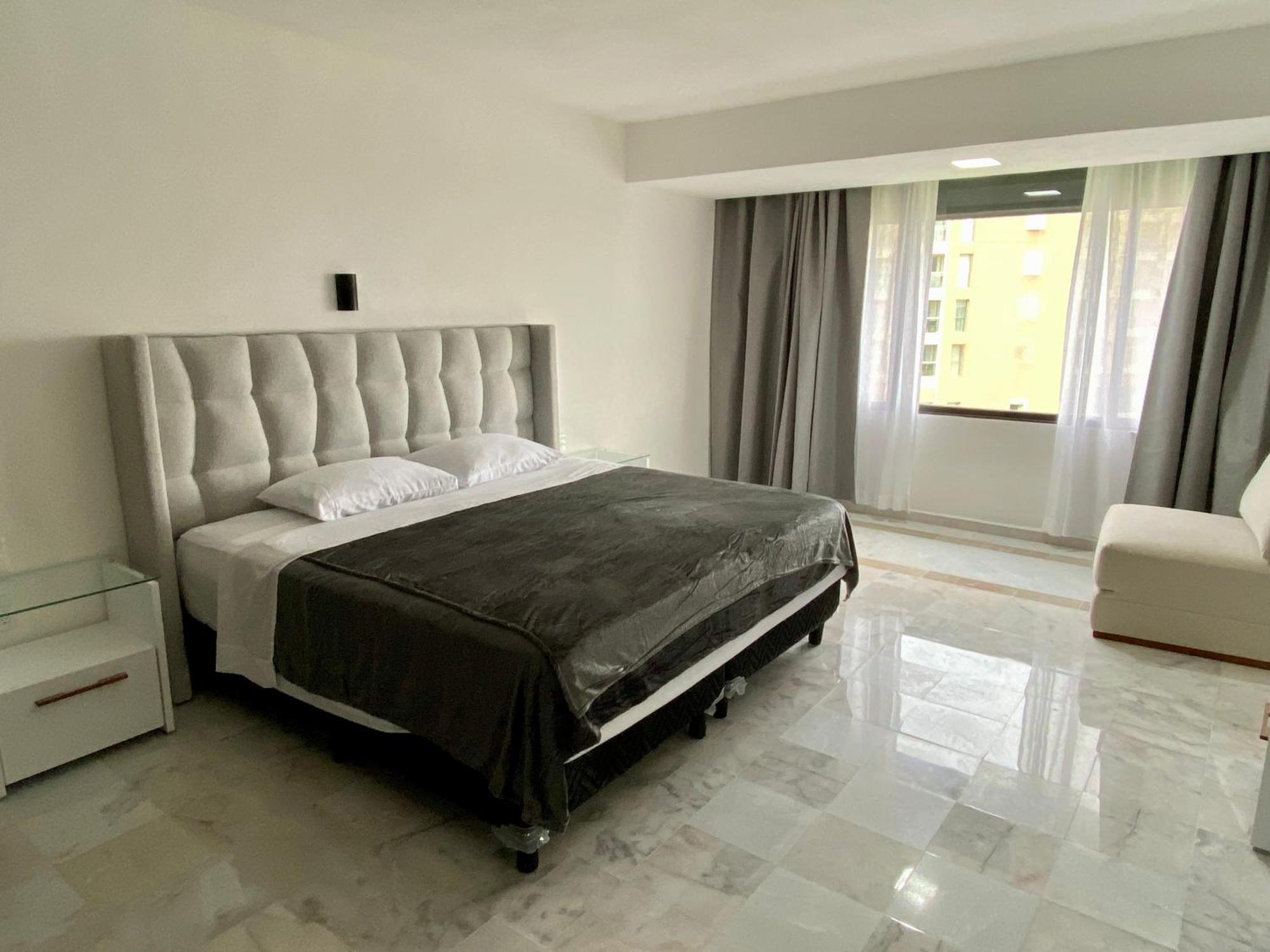 Condo In Ocean Front Resort Κανκούν Δωμάτιο φωτογραφία