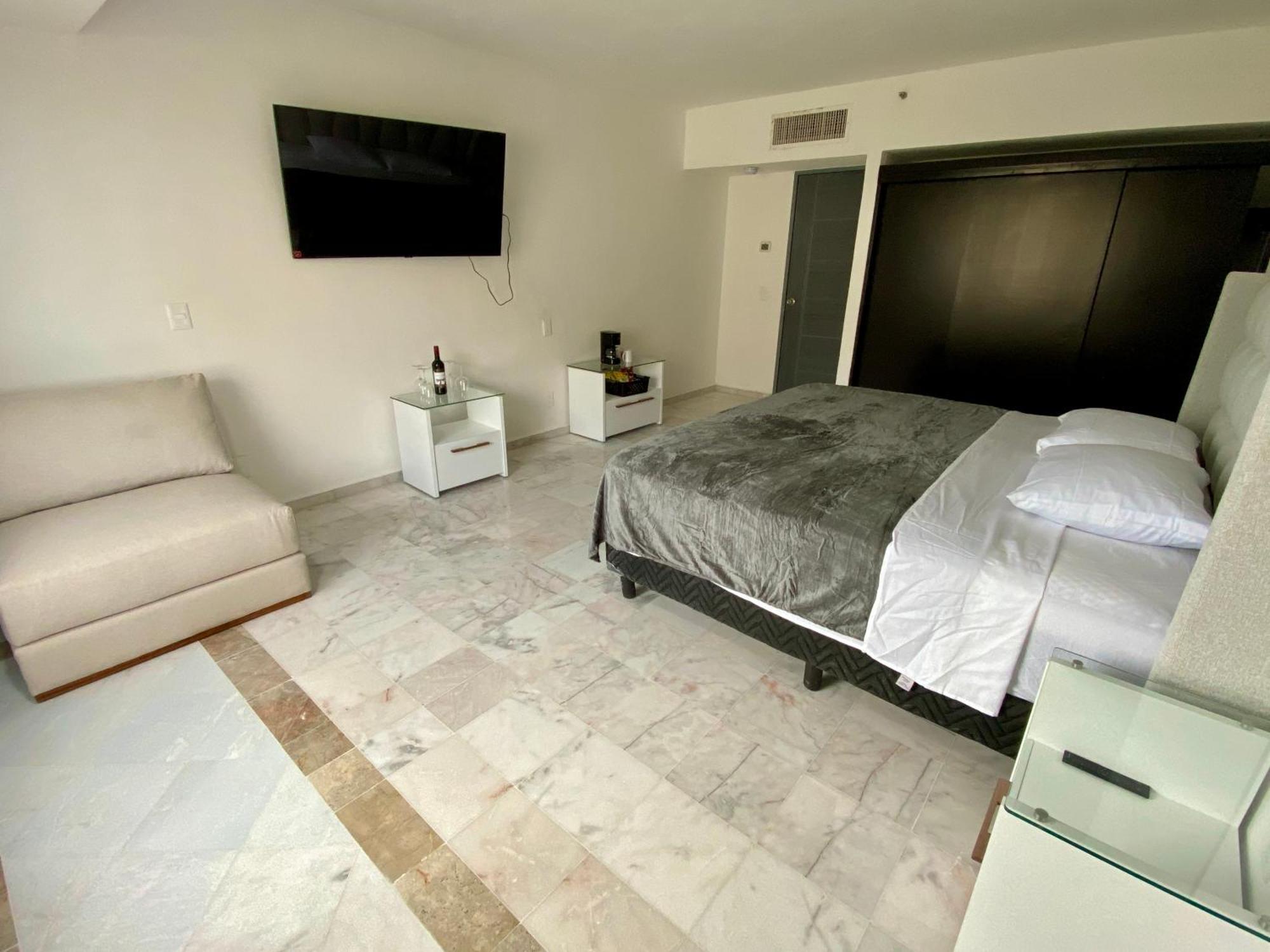 Condo In Ocean Front Resort Κανκούν Δωμάτιο φωτογραφία